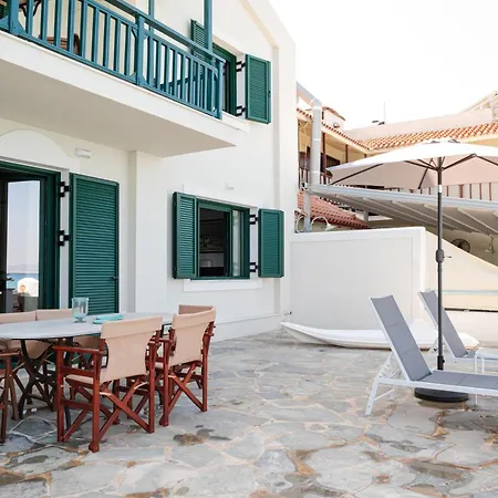 Дом отдыха Beachfront Oasis