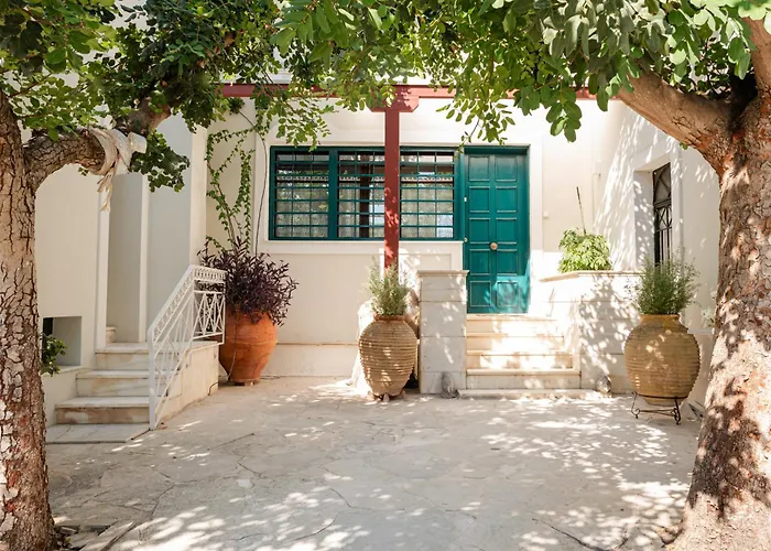 Beachfront Oasis Дом отдыха Nerantza