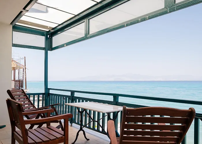 Beachfront Oasis *