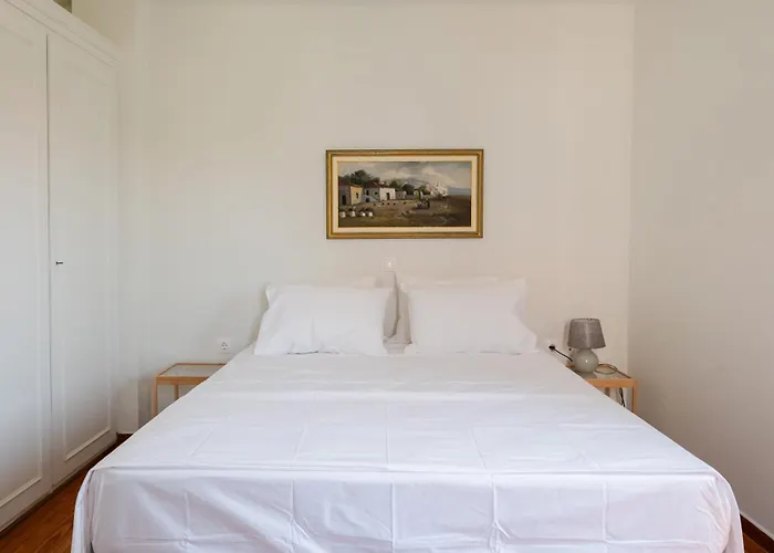 Beachfront Oasis Semesterbostad Nerántza